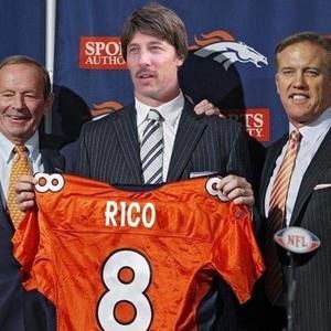 Meet your Posher, Casey